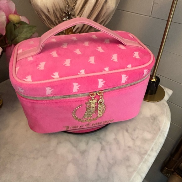 GORGE NWT Hot Pink w Gold JUICY Couture Velour Train Case Cosmetic Bag - Picture 6 of 7